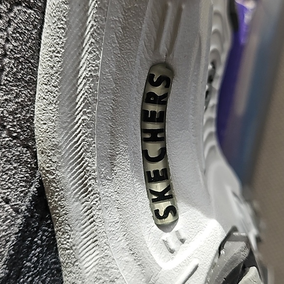 SKECHERS D'LITES MODERN FRONT SLIP ON SNEAKER SHOES SIZE 9 - Picture 11 of 16